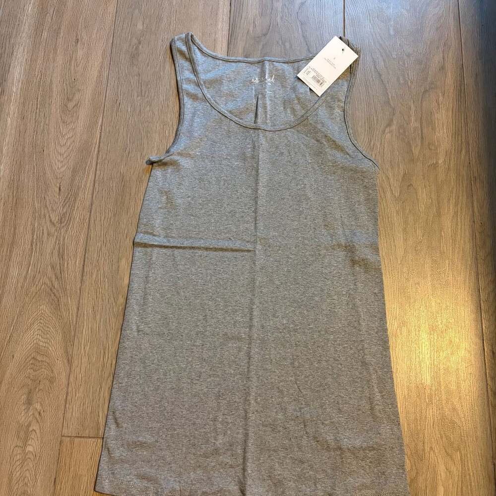 Isabel Maternity by Ingrid + Isabel Gray Rib Tank Top Size Large NWT